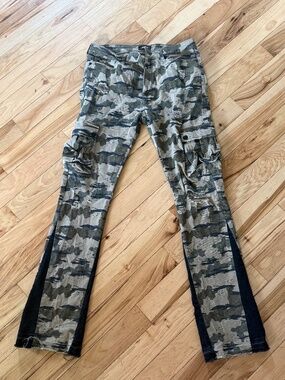 Fashion Nova Men Camo Cargo Pants Slim Fit Distressed Size 32 Streetwear